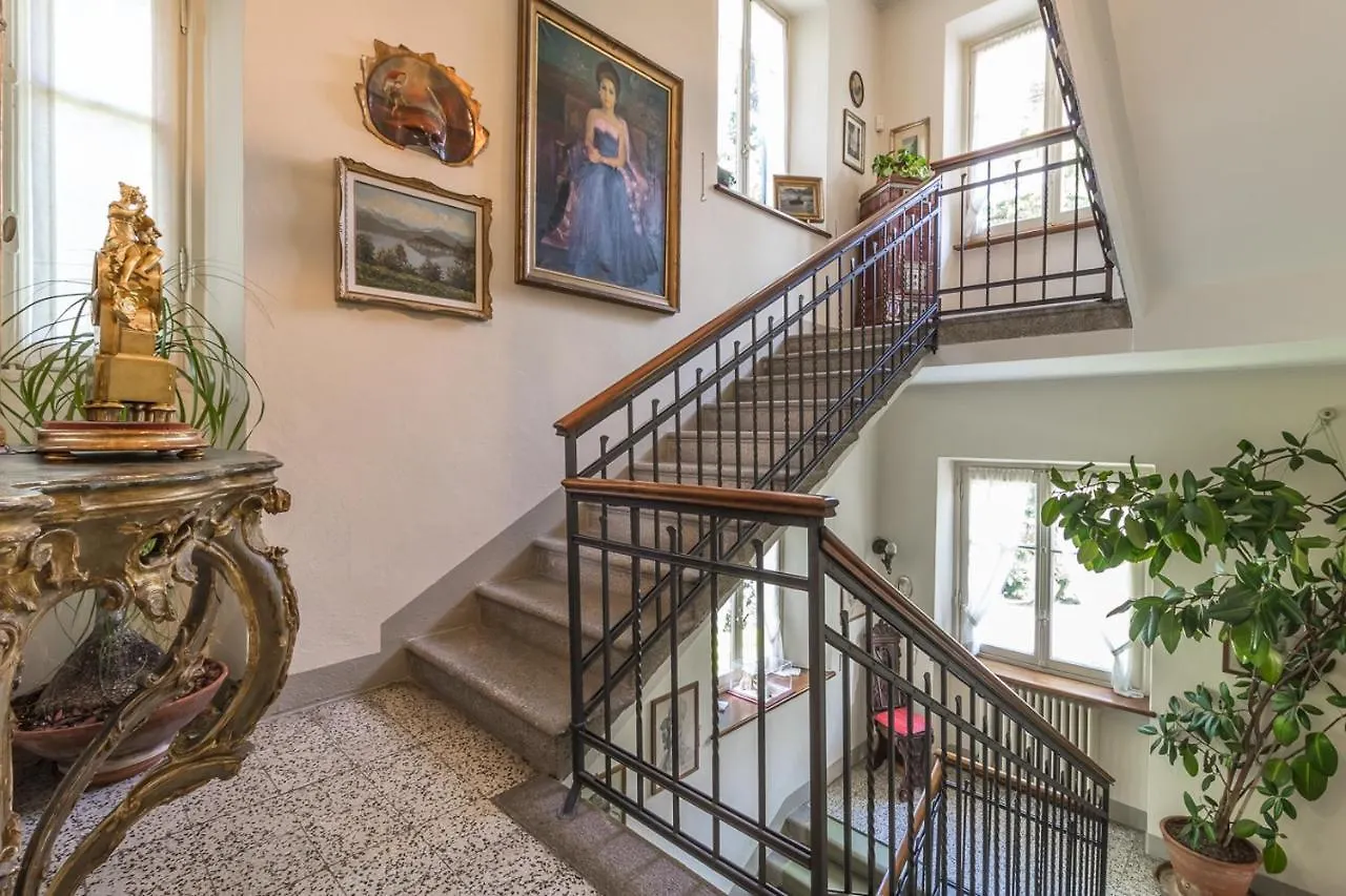Villa Rondinella - Tremezzina Меццегра 0*,